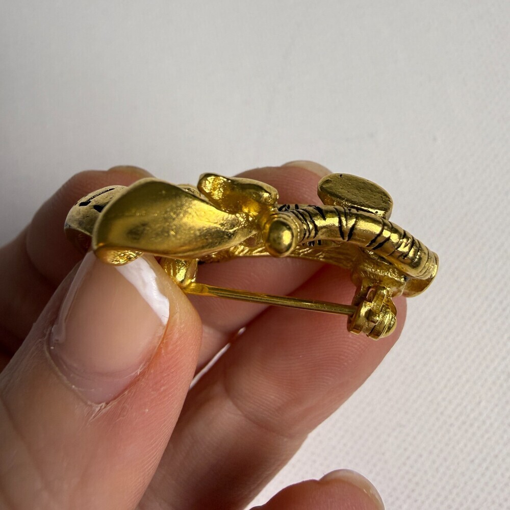 Disney Tigger TTFN Pin Gold Tone Winnie the Pooh Ta Ta For Now Brooch Engraved - Picture 6 of 11